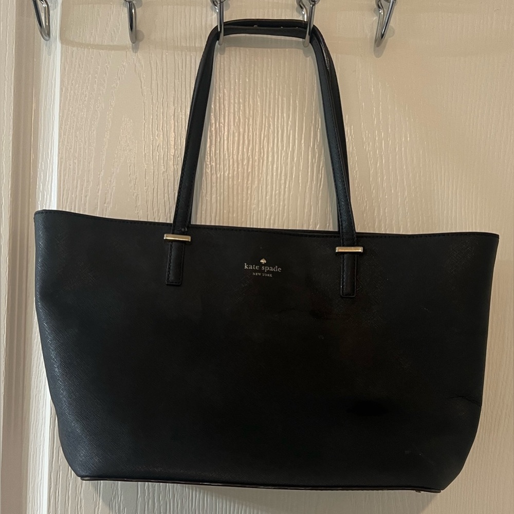 Kate Spade New York Black Leather, Meduim Cedar Street Harmony Tote